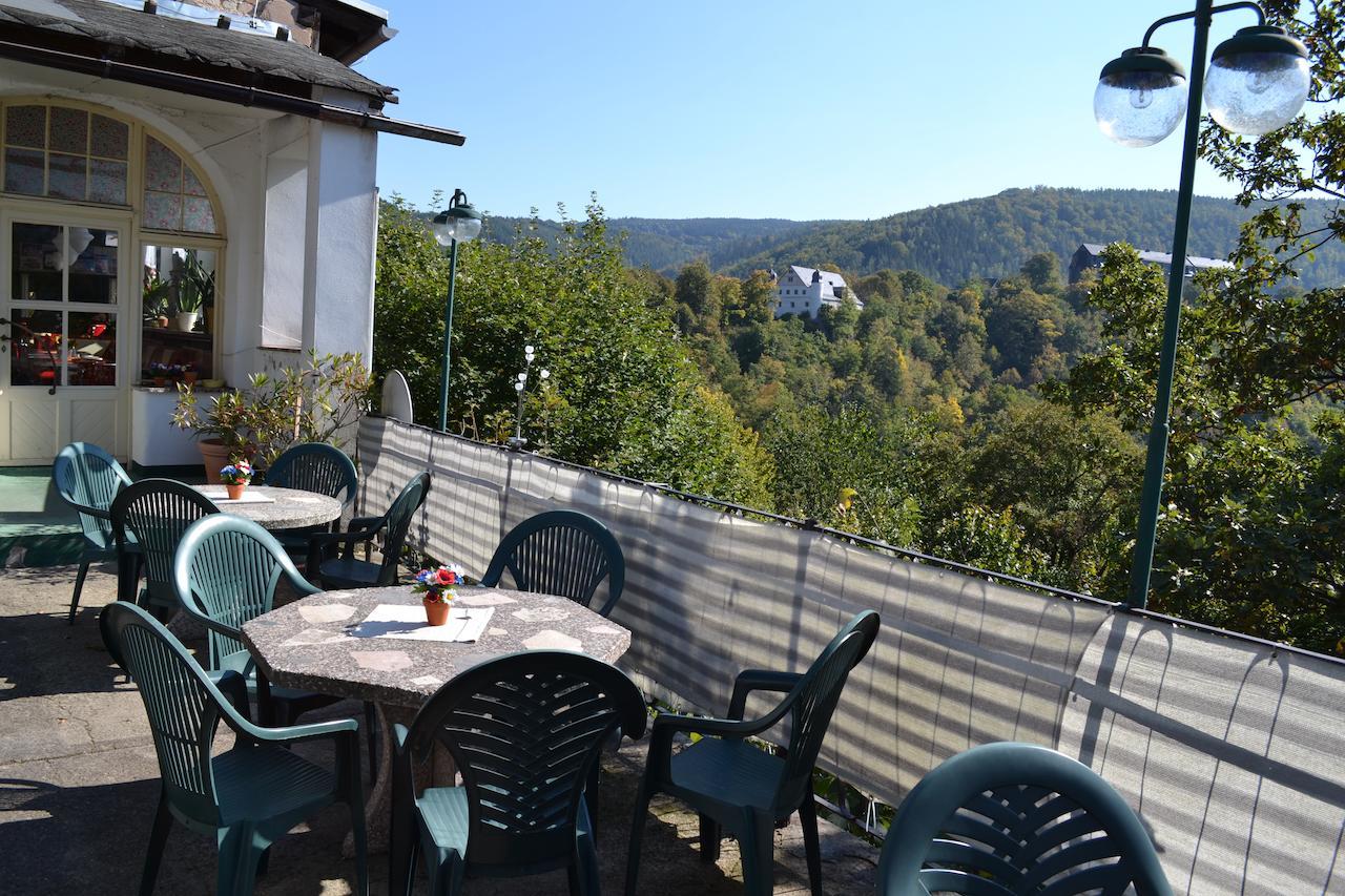 Hotel Weisser Hirsch Schwarzburg Bagian luar foto