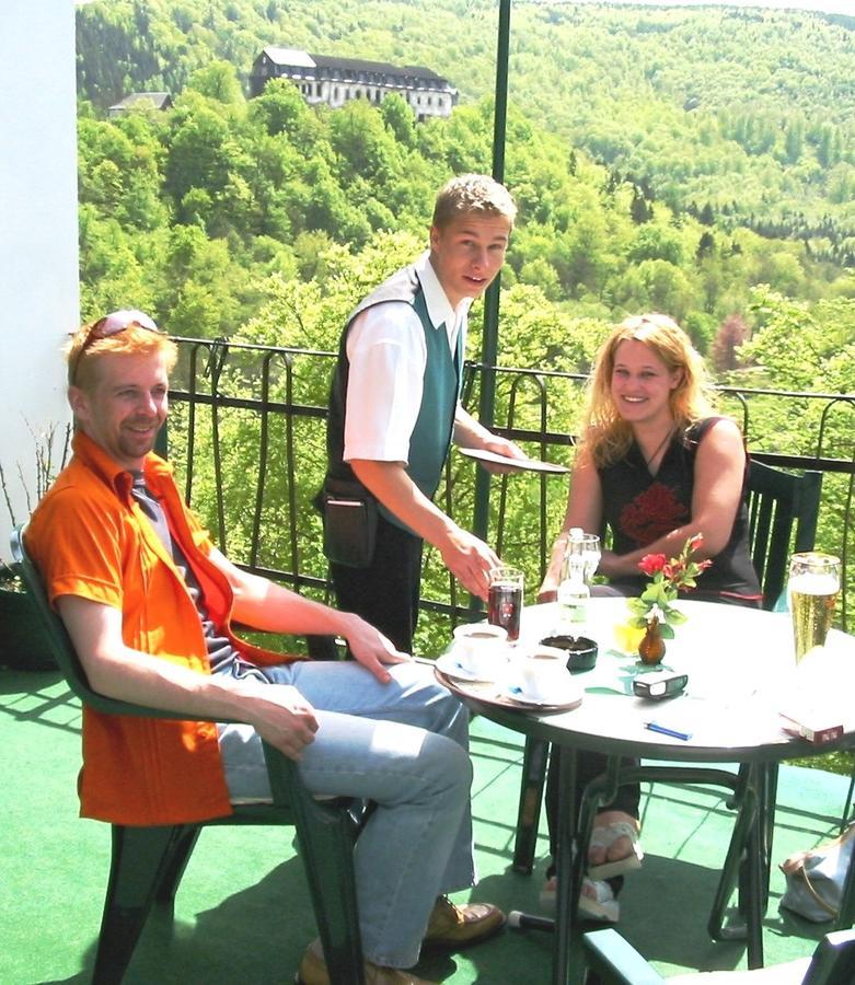 Hotel Weisser Hirsch Schwarzburg Bagian luar foto
